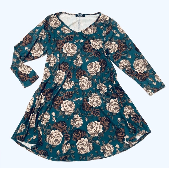 All For You Floral Skater Dress Women's Size S - Picture 1 of 4
